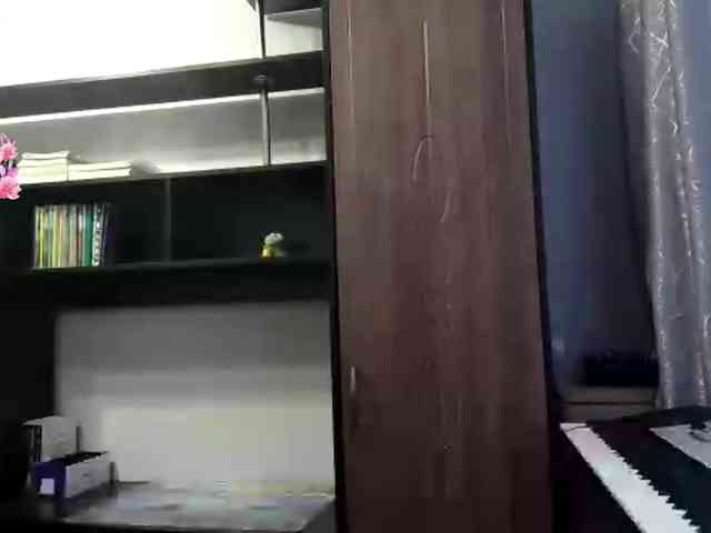 RosalynSturner webcam