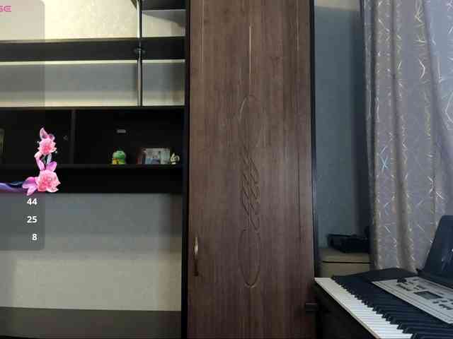 RosalynSturner webcam