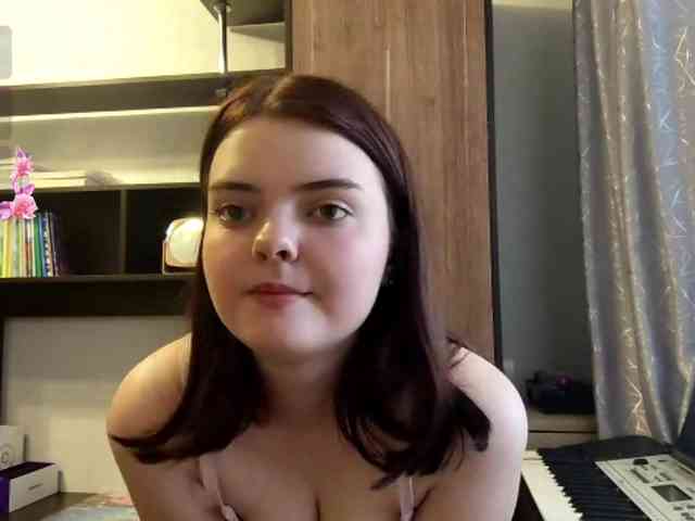RosalynSturner webcam