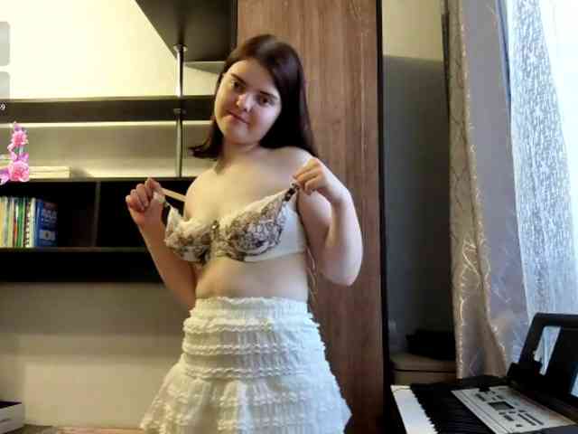 RosalynSturner webcam