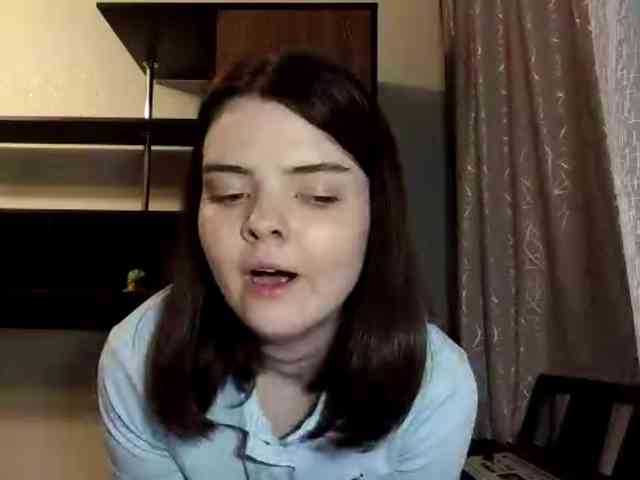 이 모델은 현재 라이브 중입니다. RosalynSturner