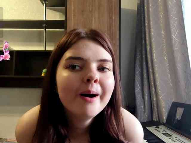 RosalynSturner webcam