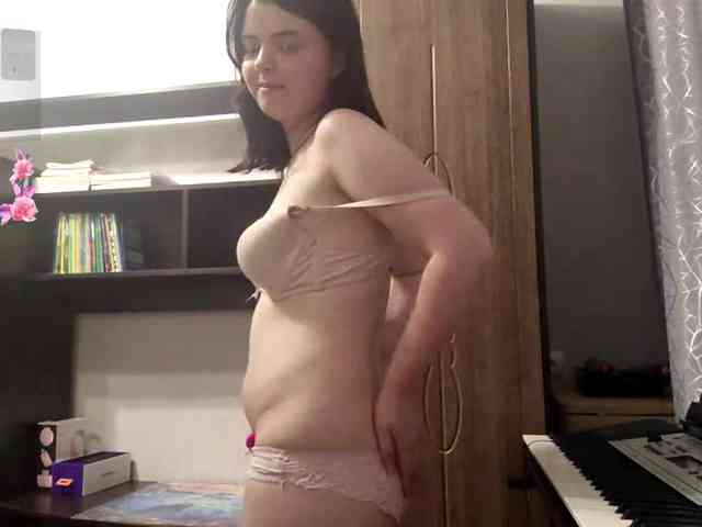 RosalynSturner webcam