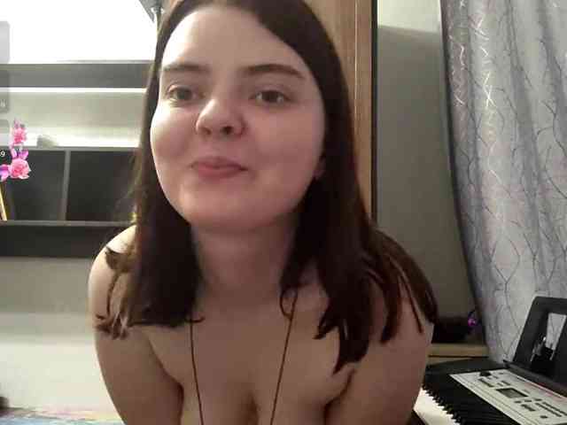 RosalynSturner webcam