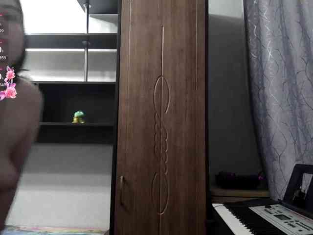 RosalynSturner webcam