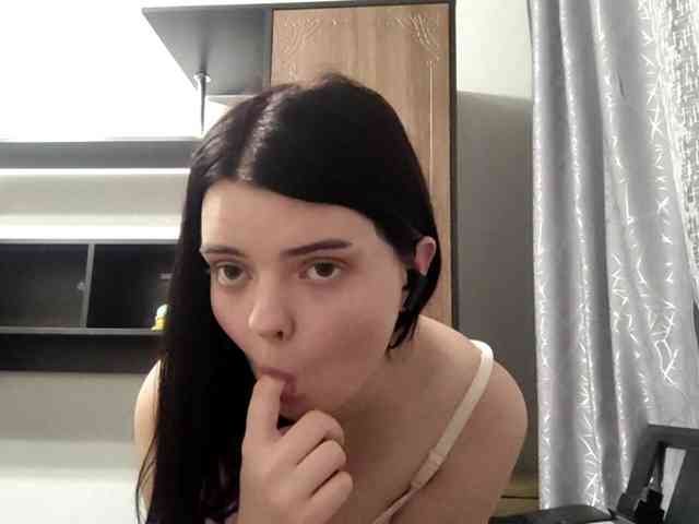 RosalynSturner webcam