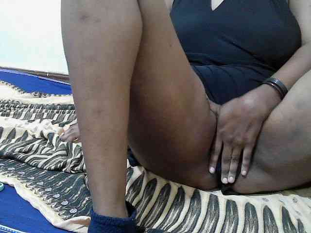 Cuteebonya webcam