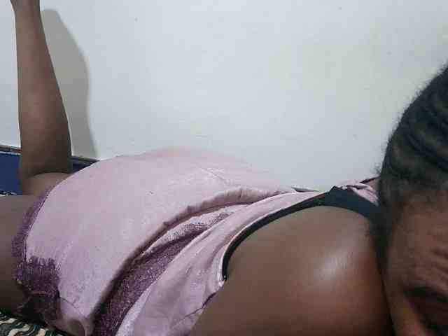 Cuteebonya webcam