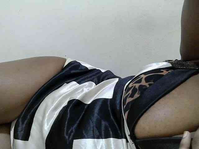 Cuteebonya webcam