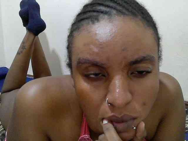 Cuteebonya webcam