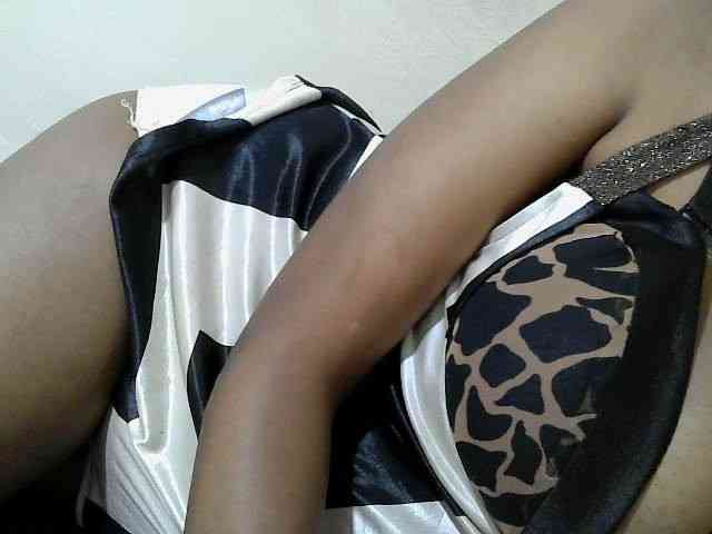 Cuteebonya webcam