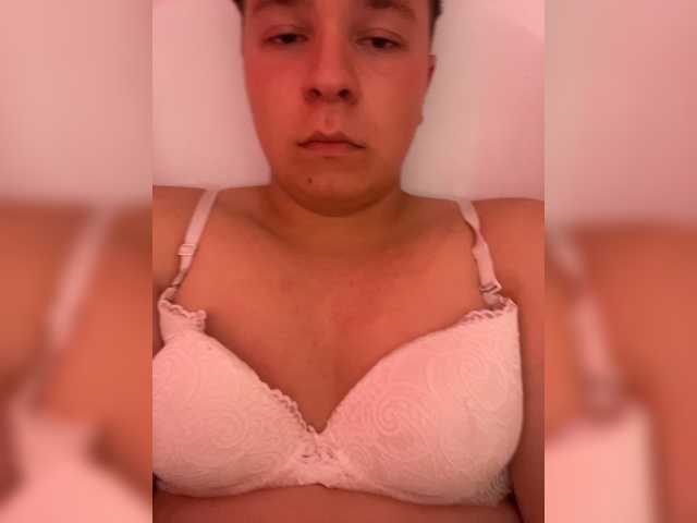 vikiis live webcam show