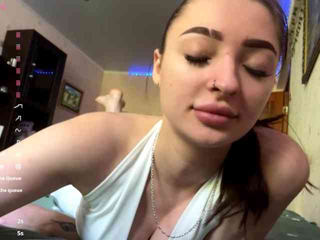 TashaPalla webcam