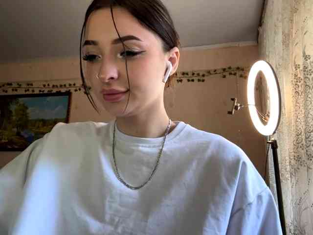 TashaPalla webcam