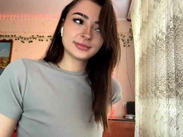 TashaPalla webcam