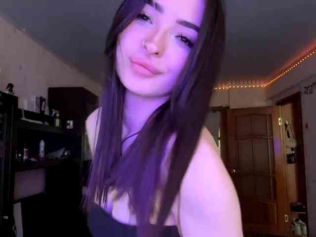 TashaPalla webcam