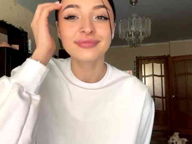 TashaPalla webcam