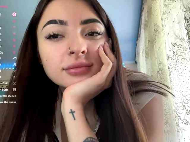 TashaPalla webcam