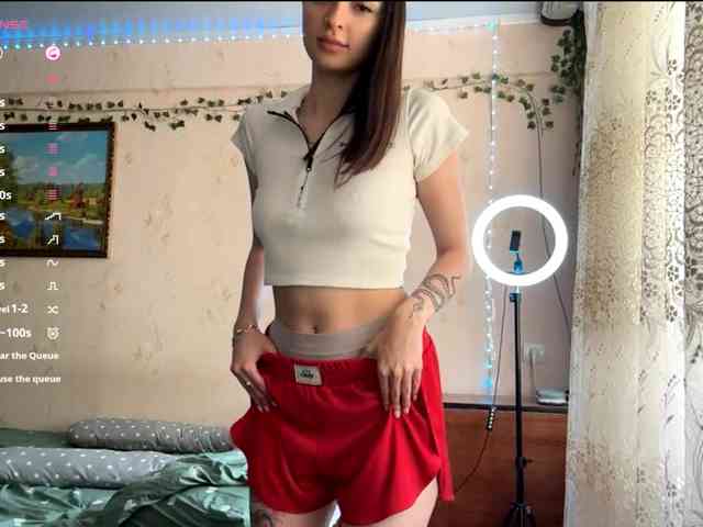 TashaPalla webcam