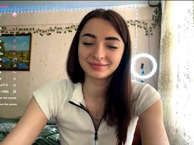 TashaPalla webcam