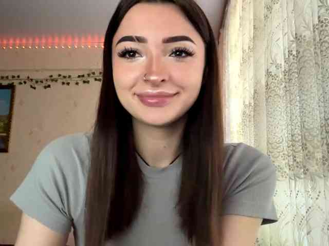 TashaPalla webcam