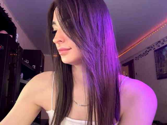 TashaPalla webcam