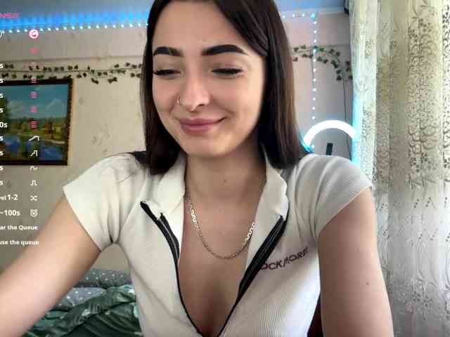 TashaPalla webcam