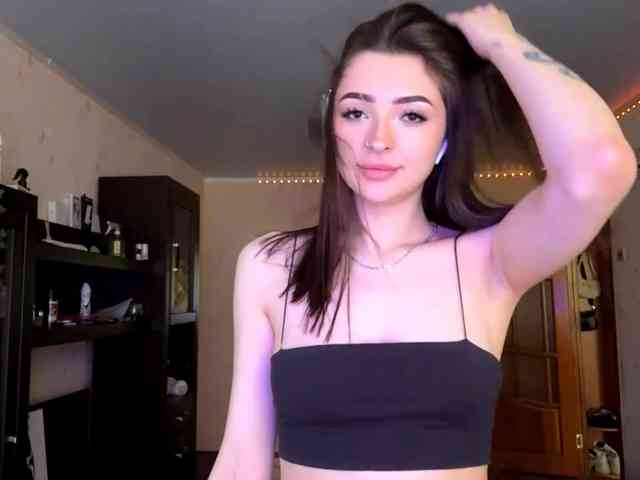 TashaPalla webcam