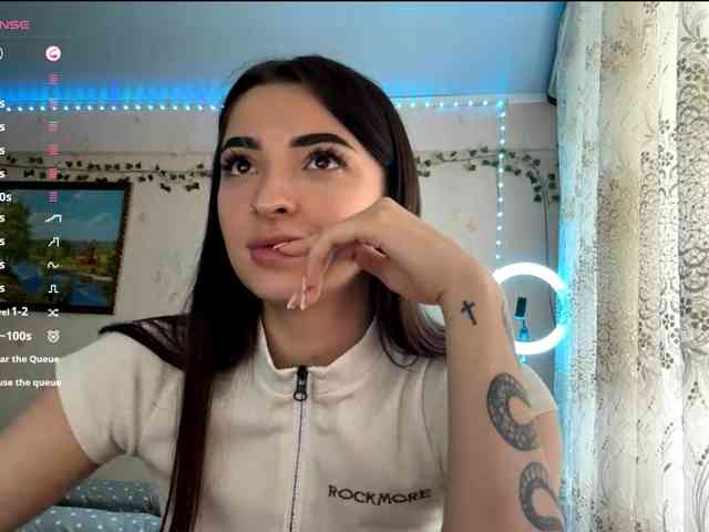 TashaPalla webcam