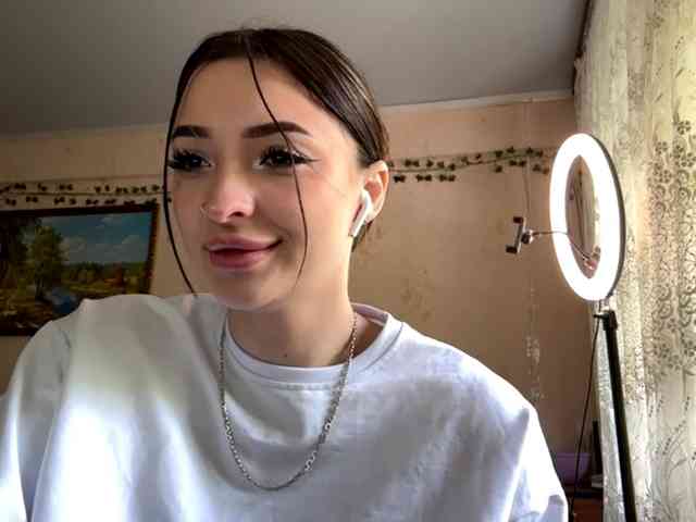 TashaPalla webcam