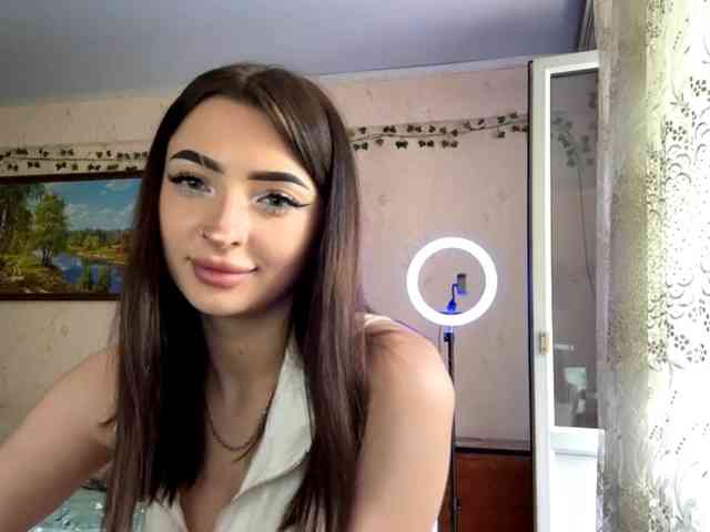 TashaPalla webcam