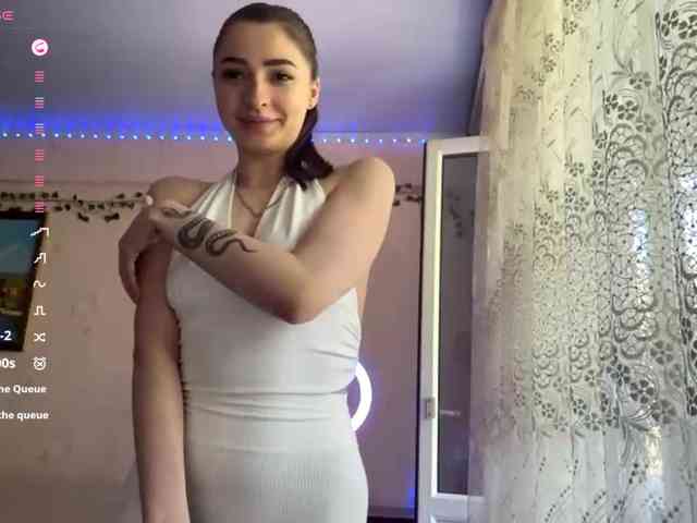 TashaPalla webcam