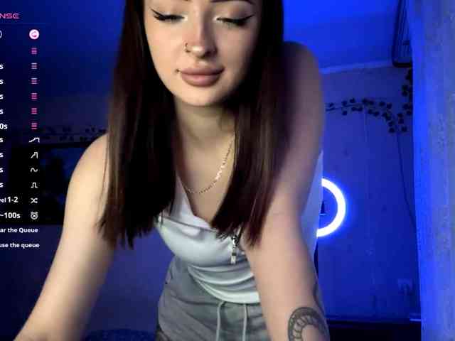 TashaPalla webcam