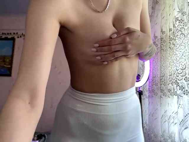 TashaPalla webcam
