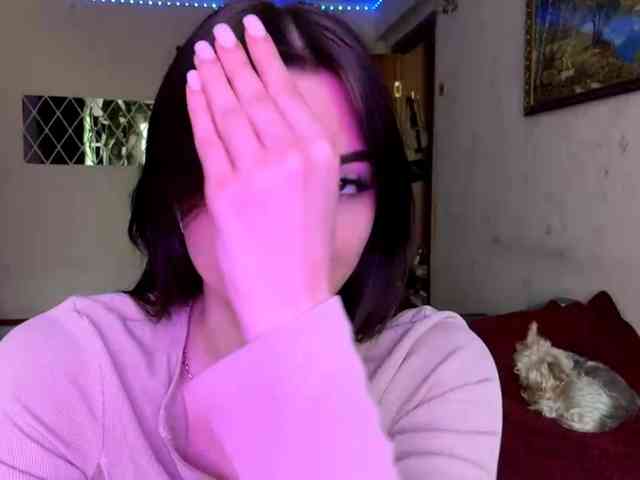 TashaPalla webcam