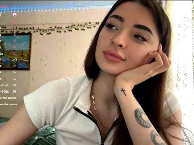 TashaPalla webcam