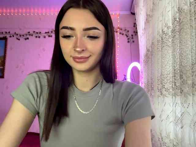 TashaPalla webcam