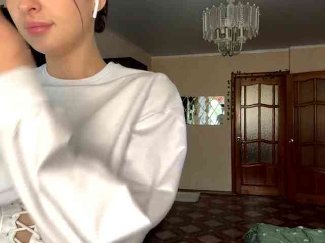 TashaPalla webcam