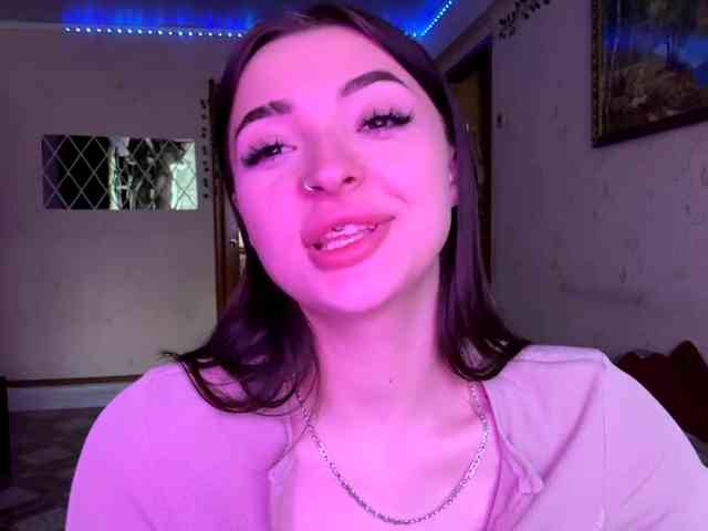 TashaPalla webcam