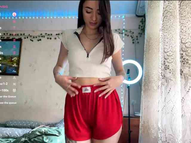 TashaPalla webcam