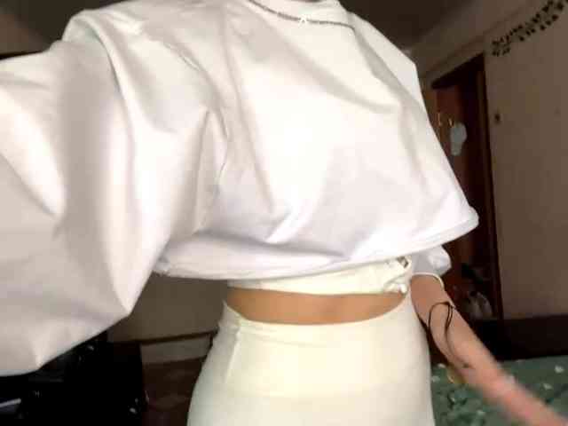 TashaPalla webcam
