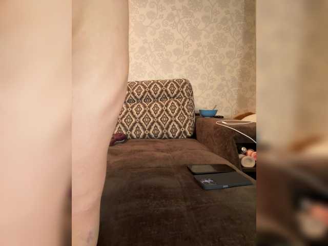 le modèle Lunelly est en webcam porno dans un show sur le site bongacams, il possède les tags suivants: White/Caucasian,Brunette,Trimmed