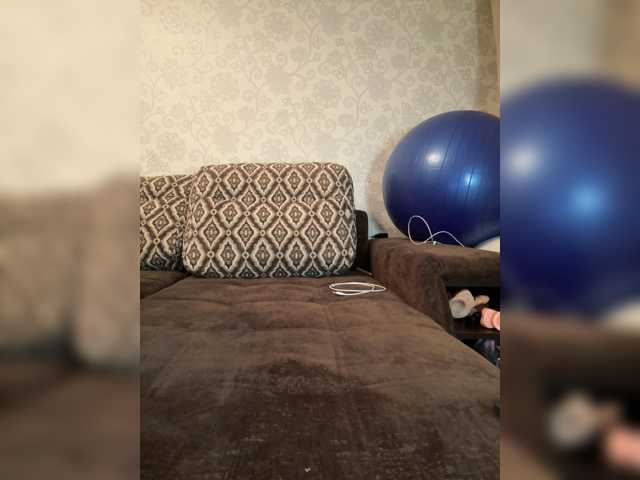 Lunelly live cam on BongaCams
