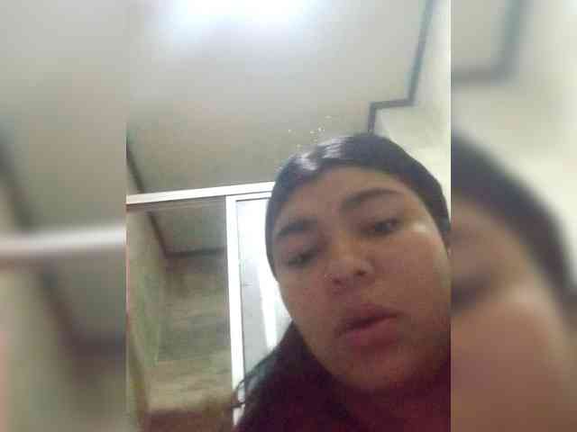 Toromila123 webcam