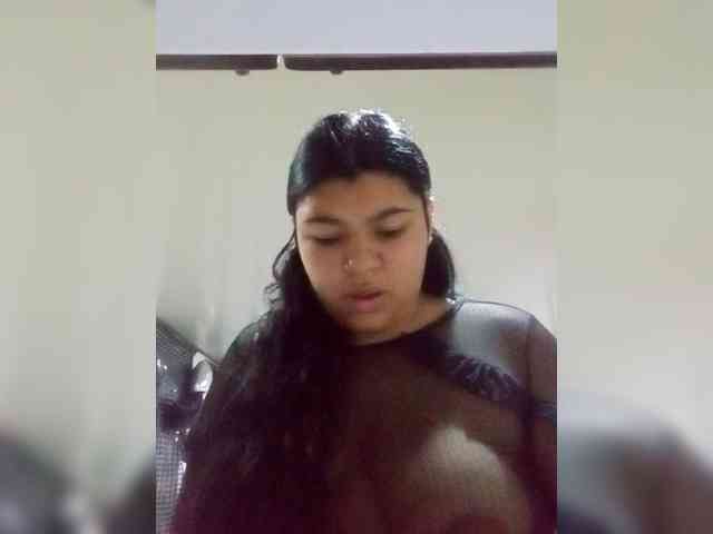 Toromila123 webcam