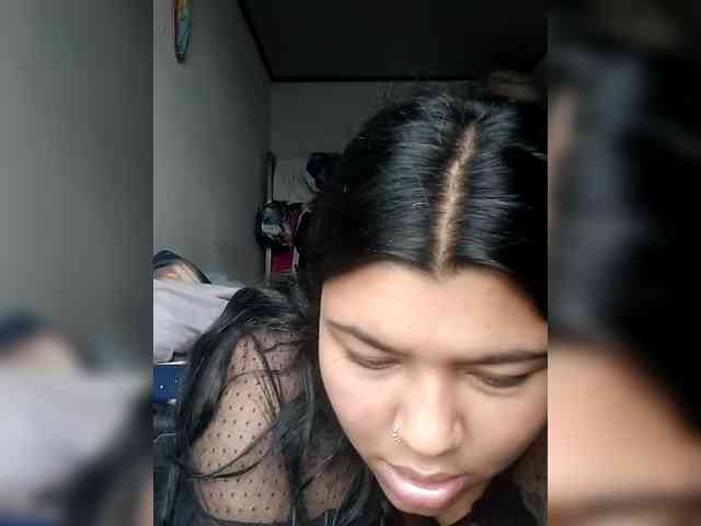 Toromila123 webcam