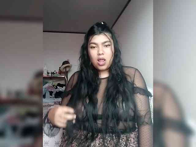 Toromila123 webcam