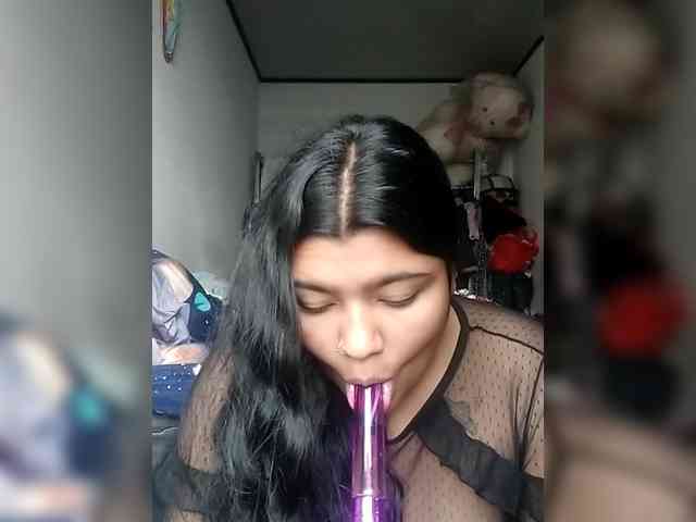Toromila123 webcam