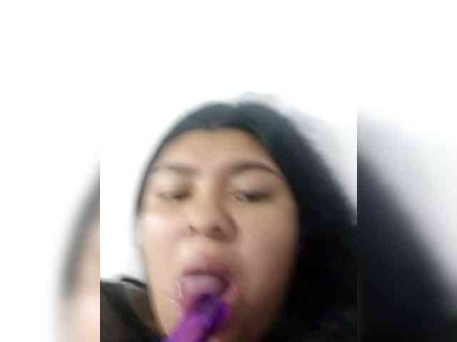 Toromila123 webcam