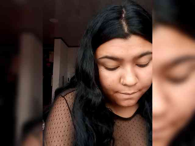 Toromila123 webcam